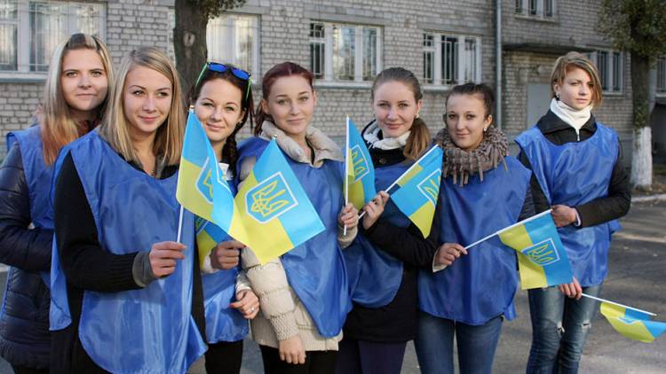 На Украине прошел социальный опрос о доверии украинцев к действующей власти На Украине прошел социальный опрос о доверии украинцев к действующей власти