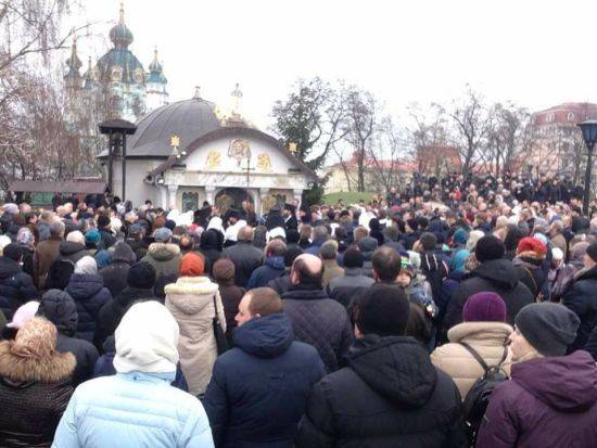 Украинские националисты разжигают религиозную войну