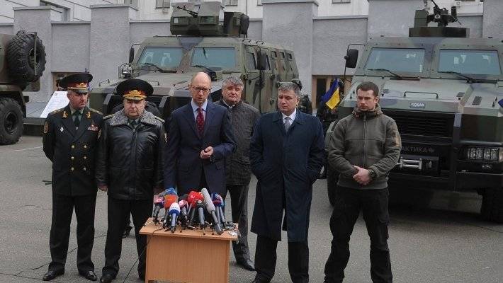 Киев использует историю 2014 года как "громоотвод" от внутренних проблем