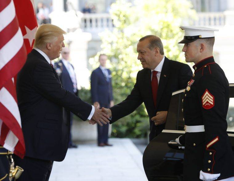 Эрдоган пытается выкручивать России руки перед президентскими выборами