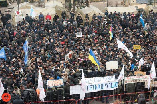 Пенсионеры силовых ведомств перешли в наступление на Киев