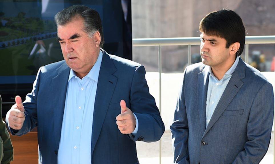 Президентскому сыну дают возможность возглавить Таджикистан