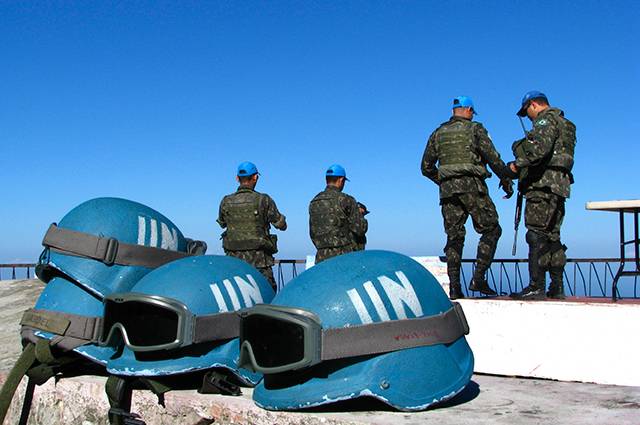 Секретный план деоккупации: "голубые каски" на пути в Украину