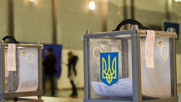 Досрочные выборы на Украине обернутся проблемой для США