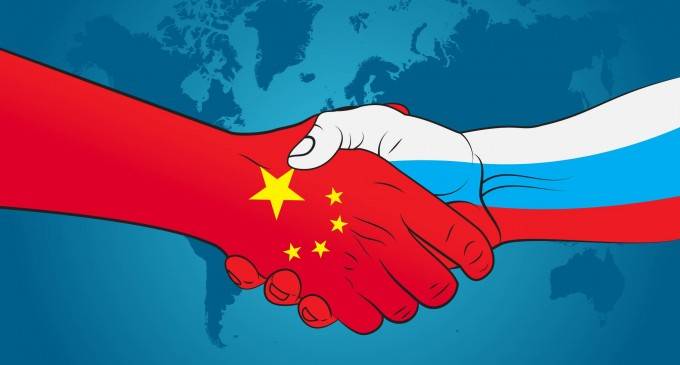 Китай и Россия вынуждают США отказаться от военно-политического шантажа