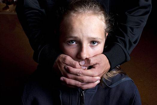 Толерантная Европа: в Прибалтике изнасилование детей становится нормой