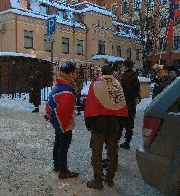 В Петербурге сорвали митинг в поддержку майдана