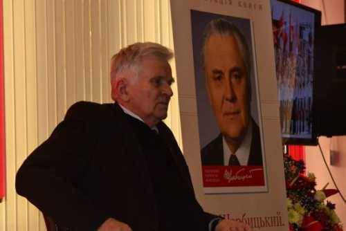 Украина в клубке противоречий