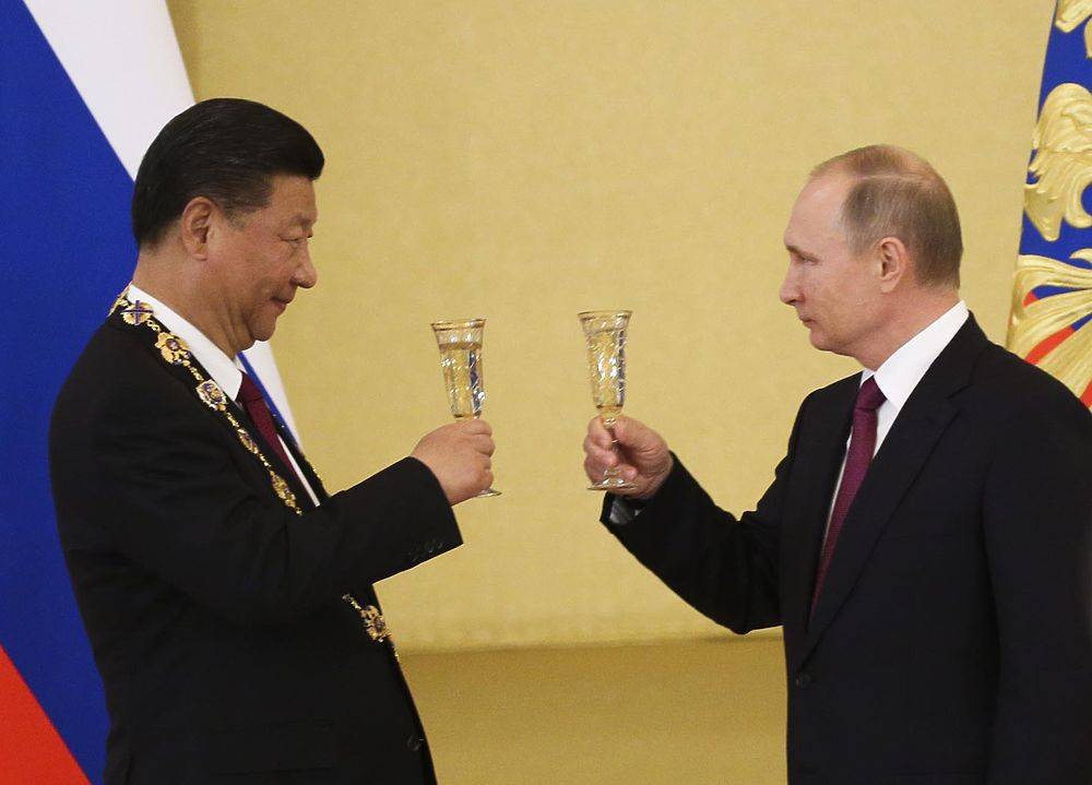 По стопам Путина: Си Цзиньпин намерен править вечно