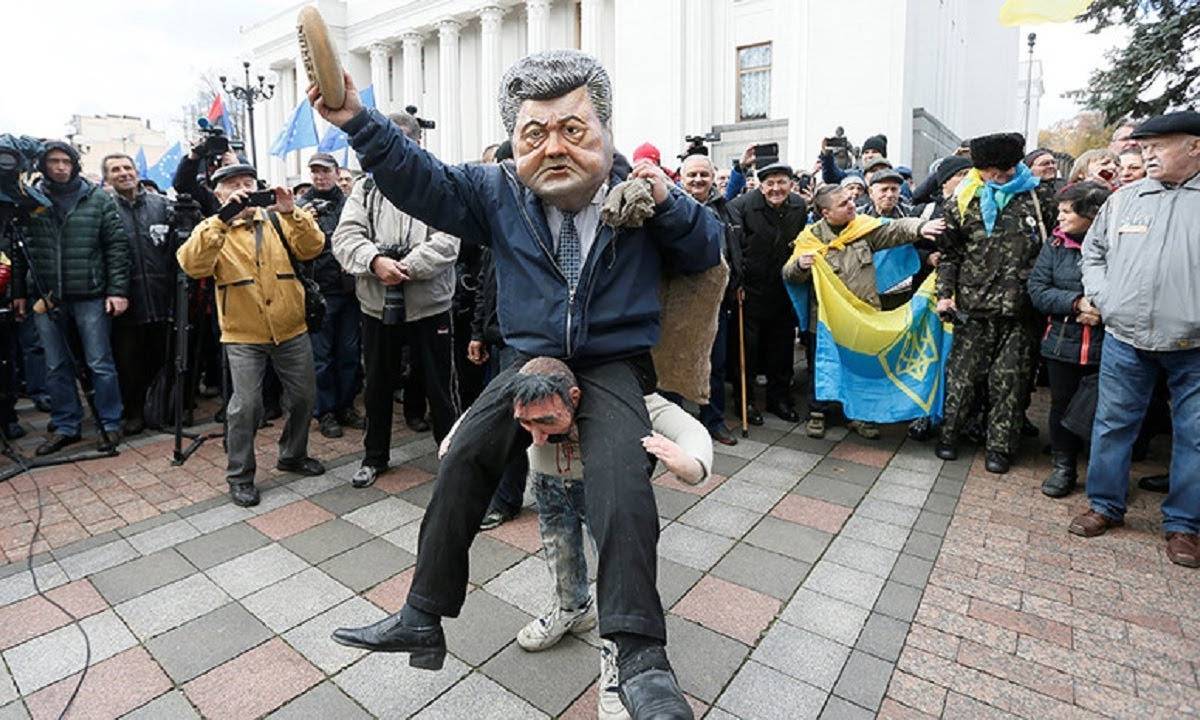 Гвоздь в крышку гроба Порошенко: украинцы копят силы для майдана Гвоздь в крышку гроба Порошенко: украинцы копят силы для майдана