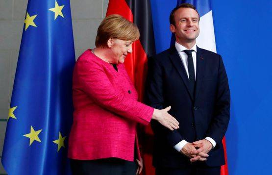 Фрау Меркель терпит неудачу, а Макрон хочет стать новым лидером Европы