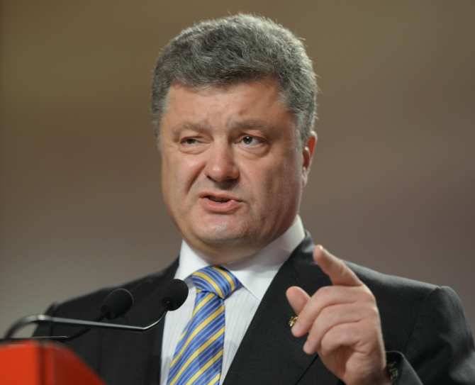 Украинцы «набросились» на Порошенко из-за странного поздравления с 8 Марта