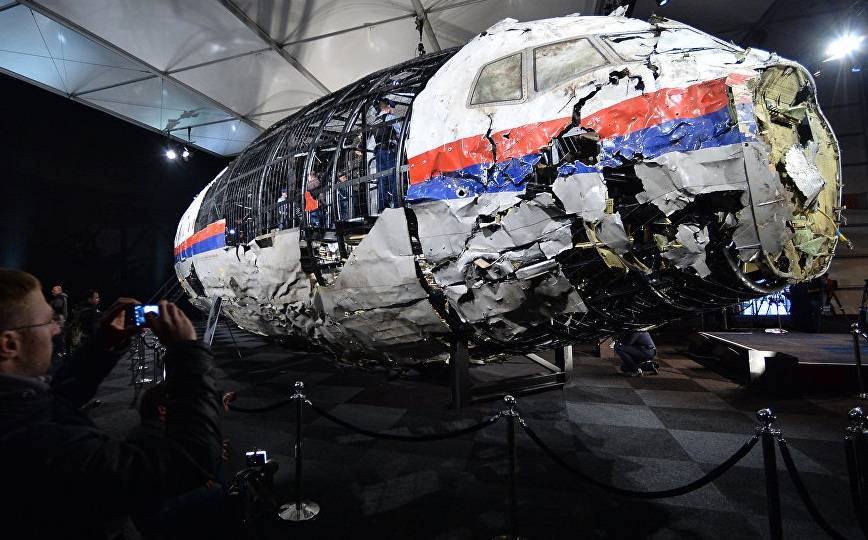 Запад признал неудобную правду про MH17: доказательств вины русских нет