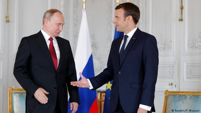Франция сдалась: дружба с РФ нарастает