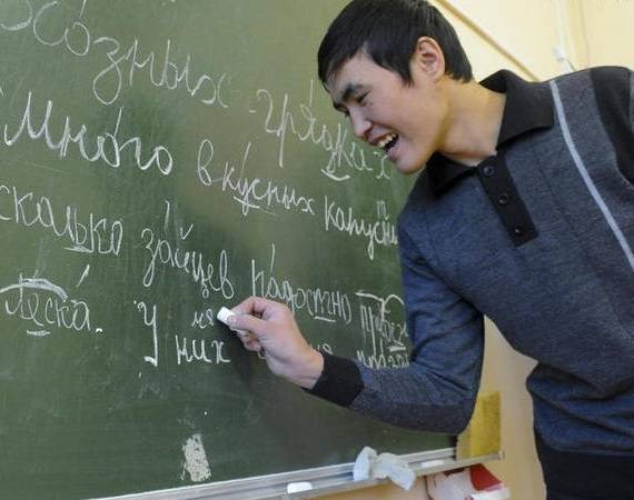 Русский язык ищет в Центральной Азии «пятый угол»?