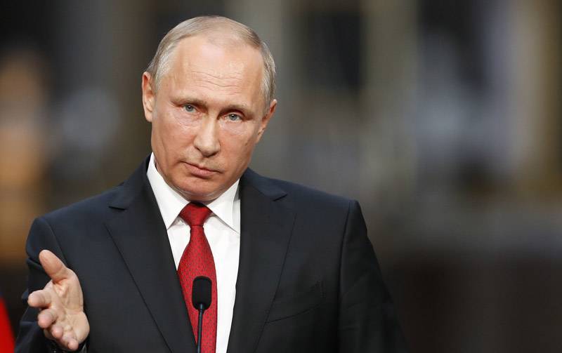 Bloomberg: Путин чувствует, что Запад раскалывается
