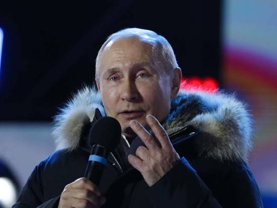 После выборов президента Путин подал странный сигнал Медведеву