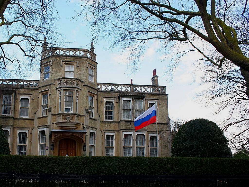 Посольство России в Лондоне о статье The Times: «Жадность или расизм»