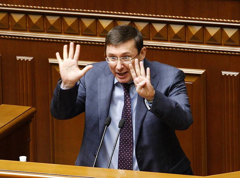 В Раде жарко: Луценко призвал Савченко совершить теракт на Донбассе