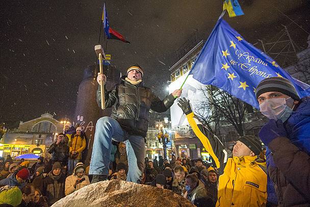 Взаимодействие Украины с ЕС: Незалежну проще грабить без государственности Взаимодействие Украины с ЕС: Незалежну проще грабить без государственности