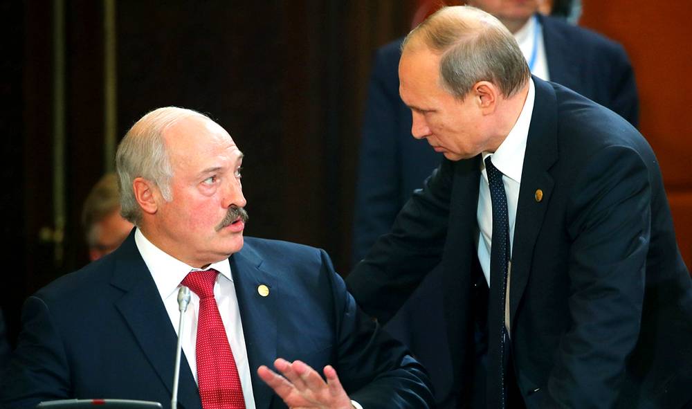 Лукашенко: Не Россией единой! Запад тоже хороший!