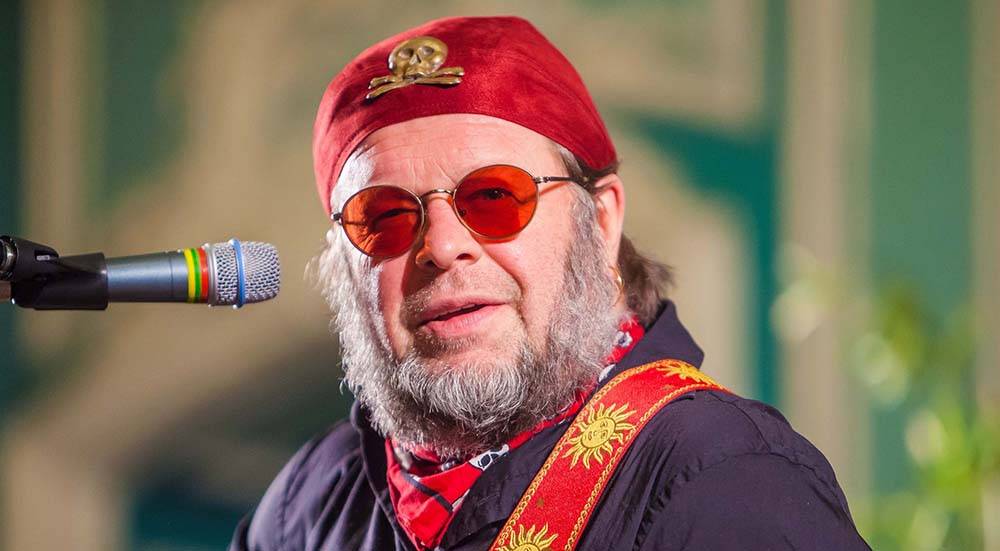 Гребенщиков откровенно об Украине и Крыме: поеду, чтобы поддержать русских Гребенщиков откровенно об Украине и Крыме: поеду, чтобы поддержать русских