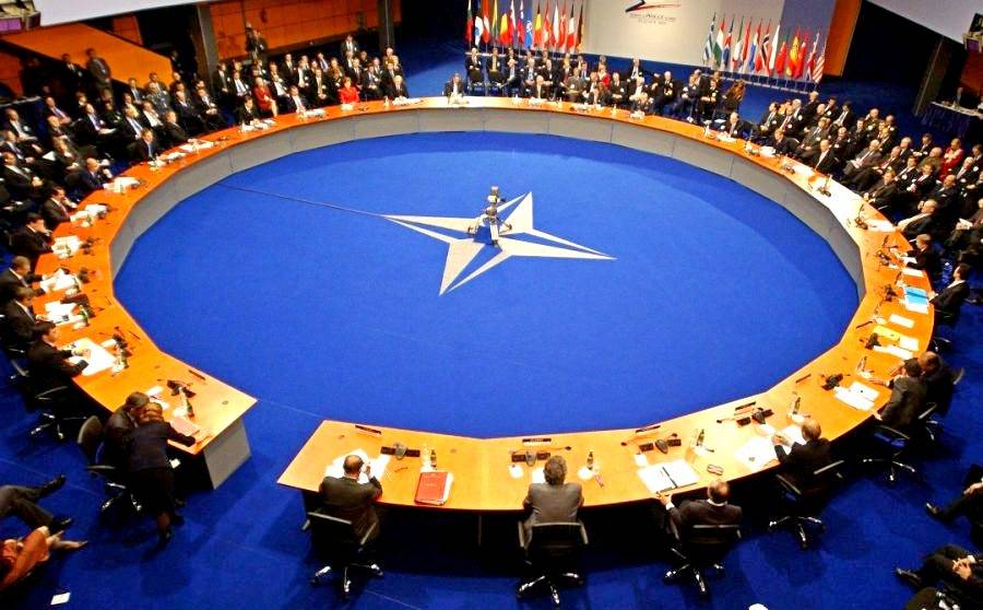 Россия отказалась назначать постпреда при НАТО