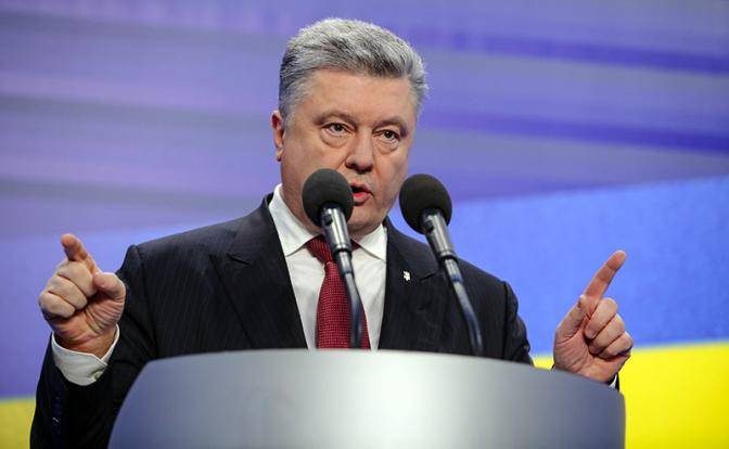 Парад суверенитетов: От Порошенко люди бегут целыми областями