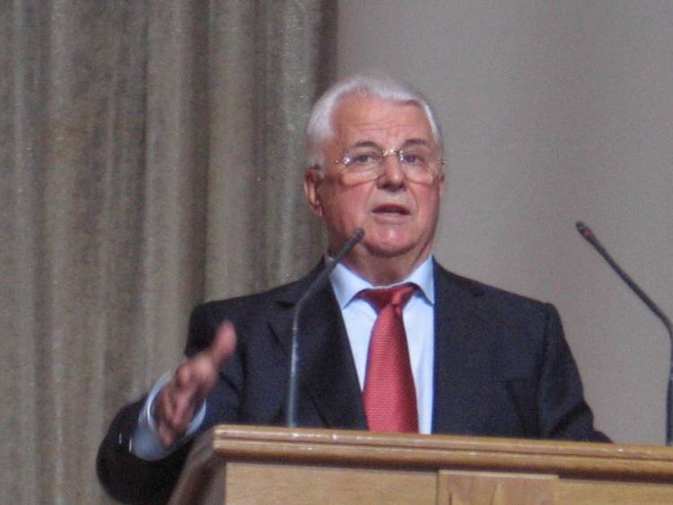 Кравчук: Россия неспособна управлять Крымом Кравчук: Россия неспособна управлять Крымом