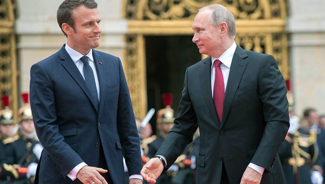 СМИ Франции: Макрон разрабатывает беспрецедентную стратегию в отношении РФ