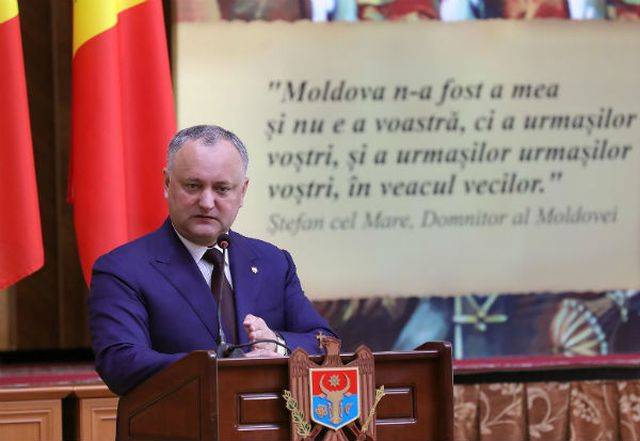 Додон предложил формулу объединения Молдавии