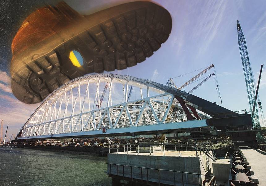 Новый поворот скандала с Крымским мостом: Киев возжелал остров Тузла