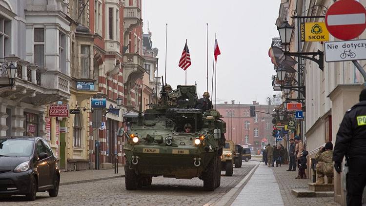 США готовятся к показательному подавлению «русского бунта» в Латвии