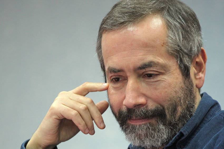 Радзиховский назвал единственный вариант решения по вопросу Крыма Радзиховский назвал единственный вариант решения по вопросу Крыма