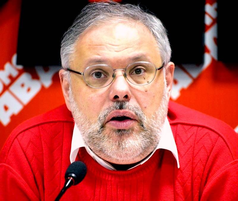 Хазин: рабочий класс еще покажет мировую революцию Хазин: рабочий класс еще покажет мировую революцию