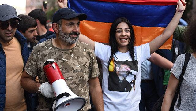 Надежды "повторить Ереван в Москве" не сбудутся