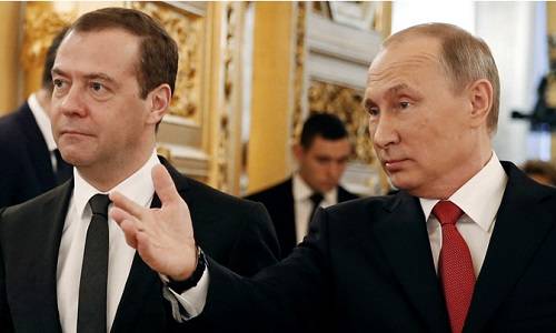 Хуже Медведева для Путина лучше нет. Почему Путин горой за худого премьера? Хуже Медведева для Путина лучше нет. Почему Путин горой за худого премьера?
