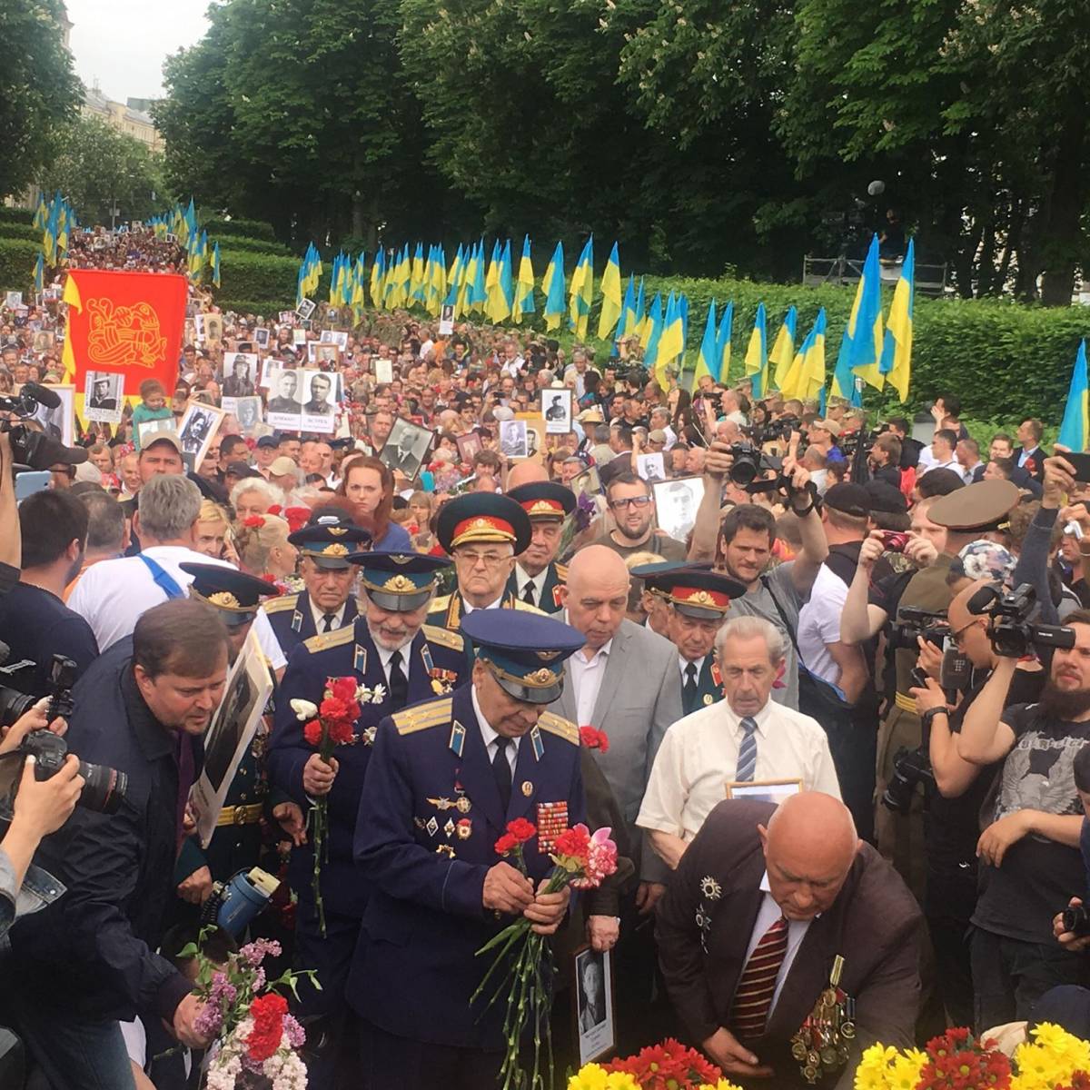 Как Украина отметила День Победы. Фоторепортаж