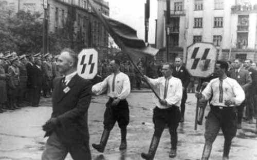 Кому Победа над гитлеровской Германией, а кому – печаль из-за поражения