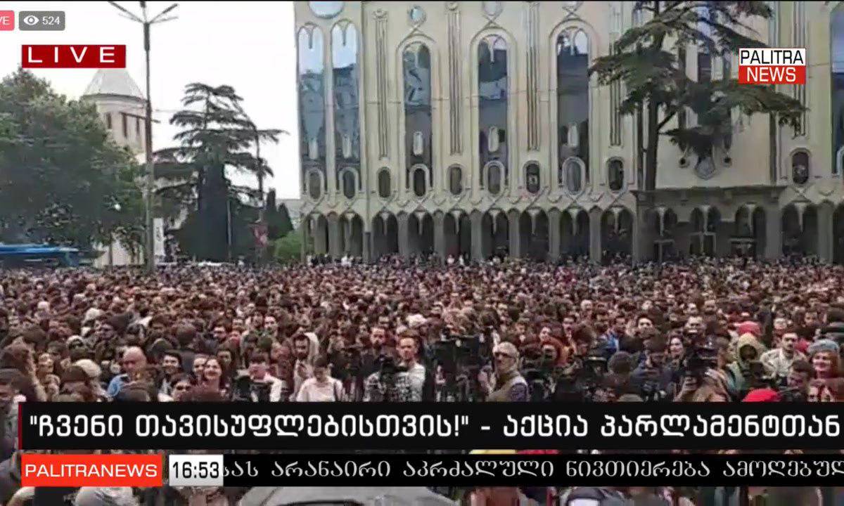 В Грузии продолжаются массовые беспорядки