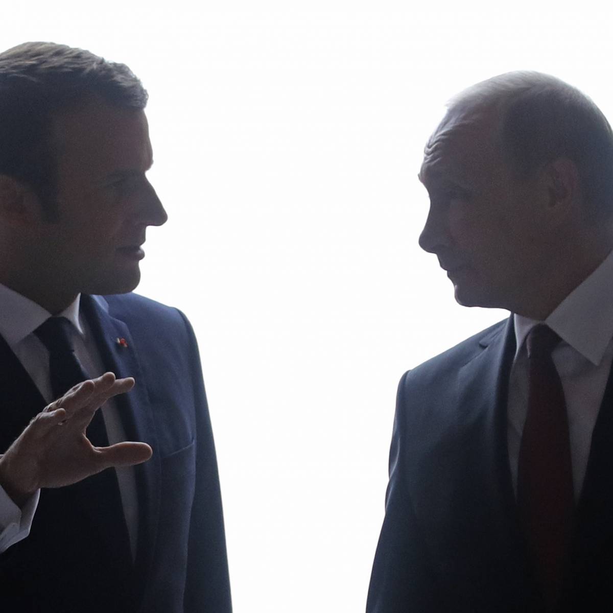 Путин и Макрон обсудили сирийское урегулирование и выход США из СВПД