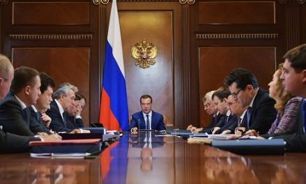 Правительство РФ – это еще не власть. Как сделать его сносной властью?