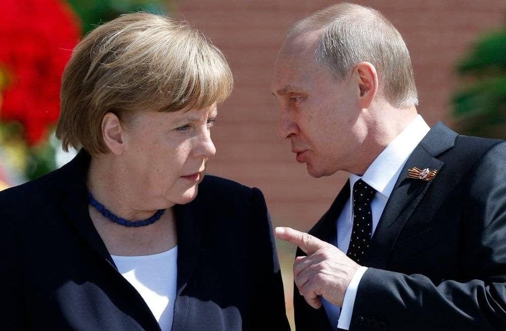 Bild: в Сочи Путин показал Меркель, кто в доме хозяин