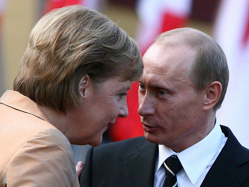 "Политическое дзюдо": Путин и Меркель обменялись дипломатическими ударами