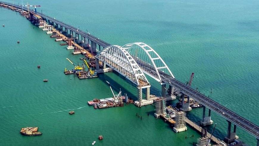 СМИ Украины: Русские достроили наш мост позора СМИ Украины: Русские достроили наш мост позора