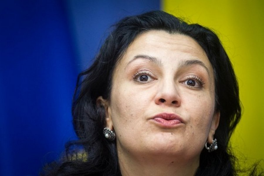 Кликуша Цинцинадзе: безумные речи главной украинской "евроинтеграторши"