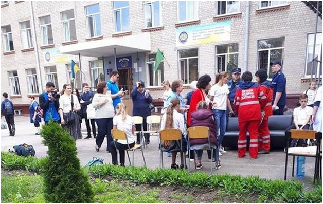В украинских школах произошли загадочные газовые атаки