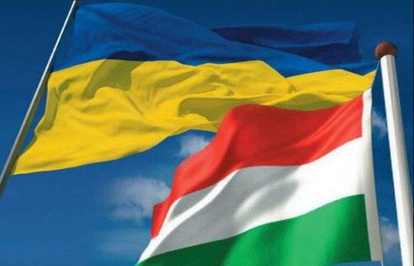 Венгрия продолжает мстительно вставлять Украине палки в колеса