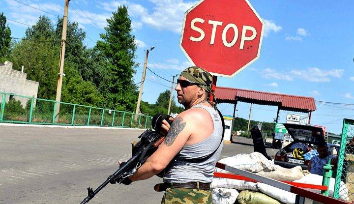 Новые правила для пересекающих границу с Крымом: Киев готовит новые каверзы