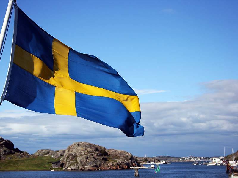 «Соберите домик под столом»: как шведов готовят к войне